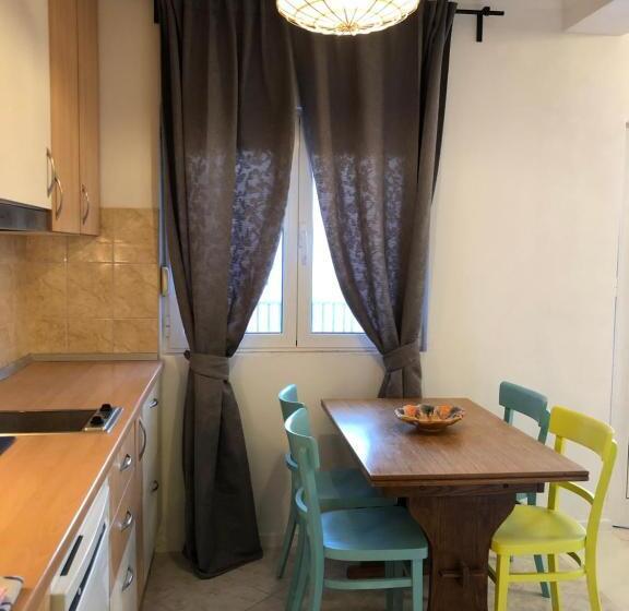 스탠다드 스튜디오 킹침대, Guest House Adriatica By Pinch