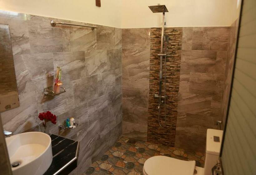 Deluxe Room, New Planet Guest