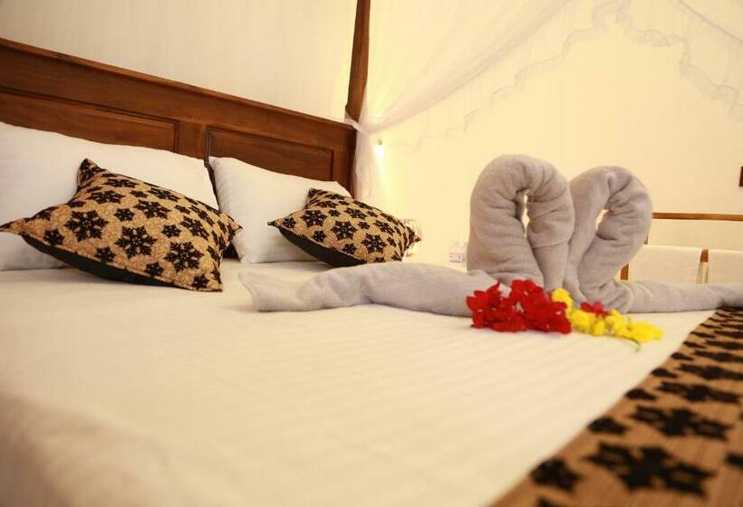 Deluxe Room, New Planet Guest