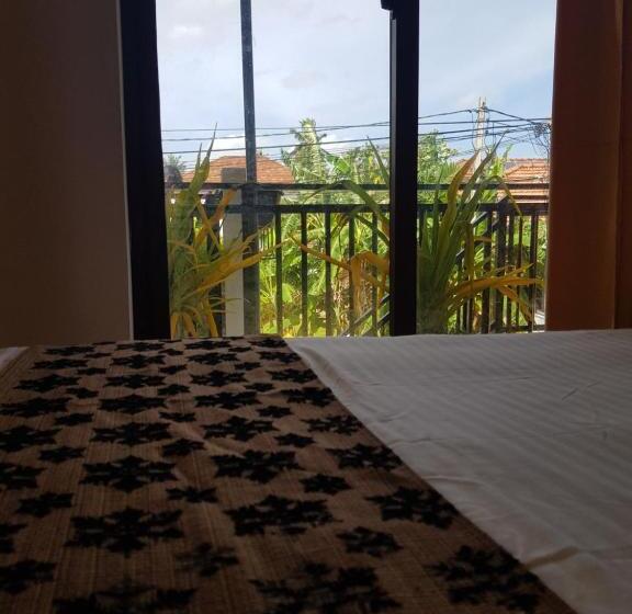 Family Room, New Planet Guest