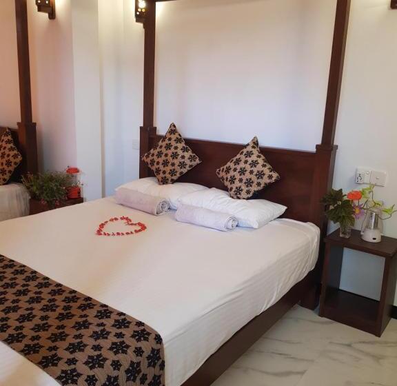 Family Room, New Planet Guest