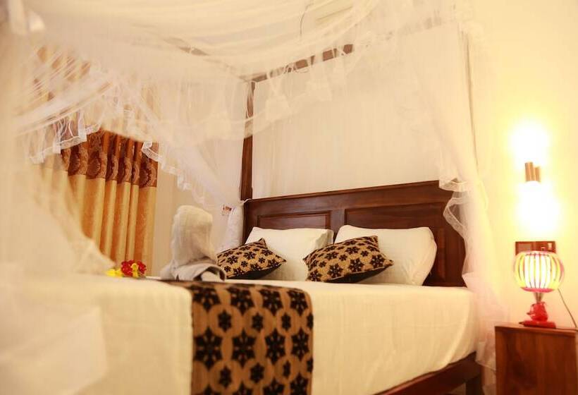 Deluxe Room, New Planet Guest