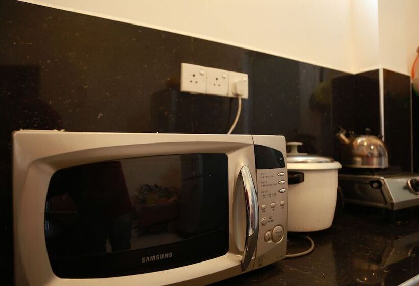 Deluxe Room, New Planet Guest