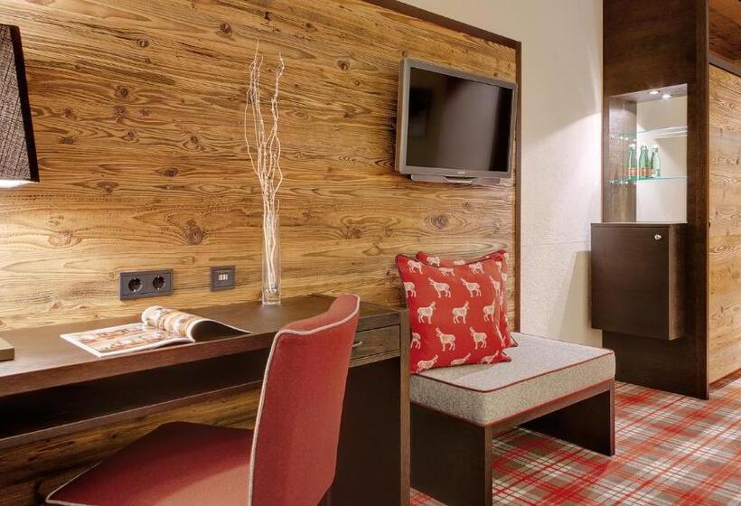 Номер Стандарт Вид на Горы, Lamark