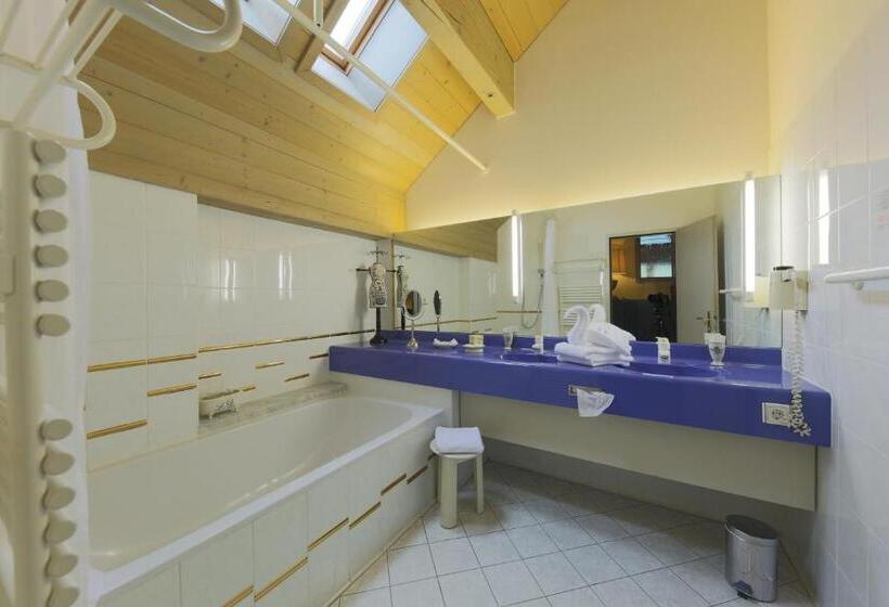 Люкс Повышенной Комфортности, Lamark