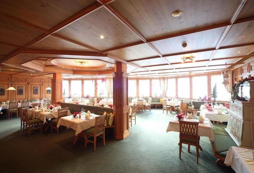 Полулюкс Вид на Горы, Lamark