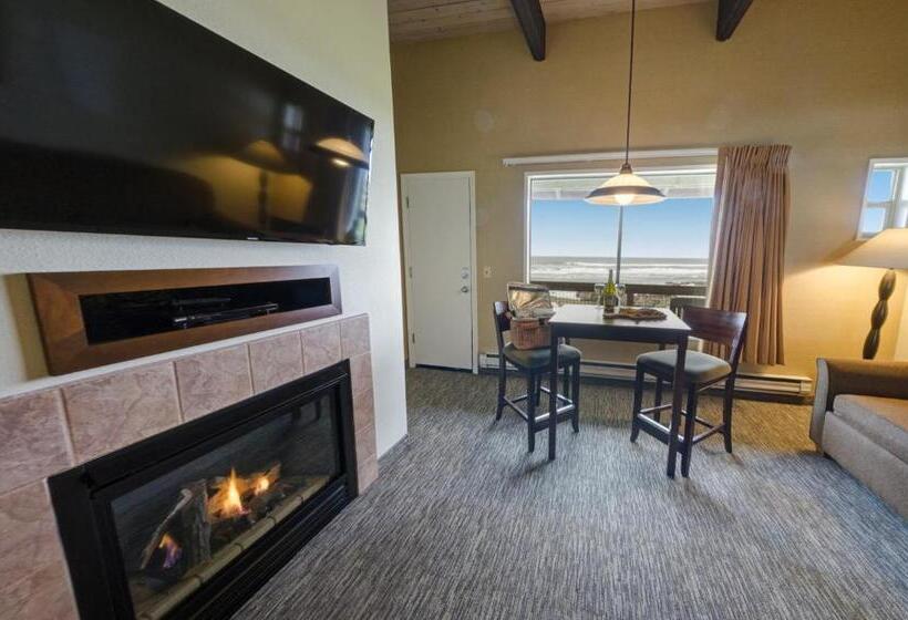 带大床的高级房间, Fireside Motel