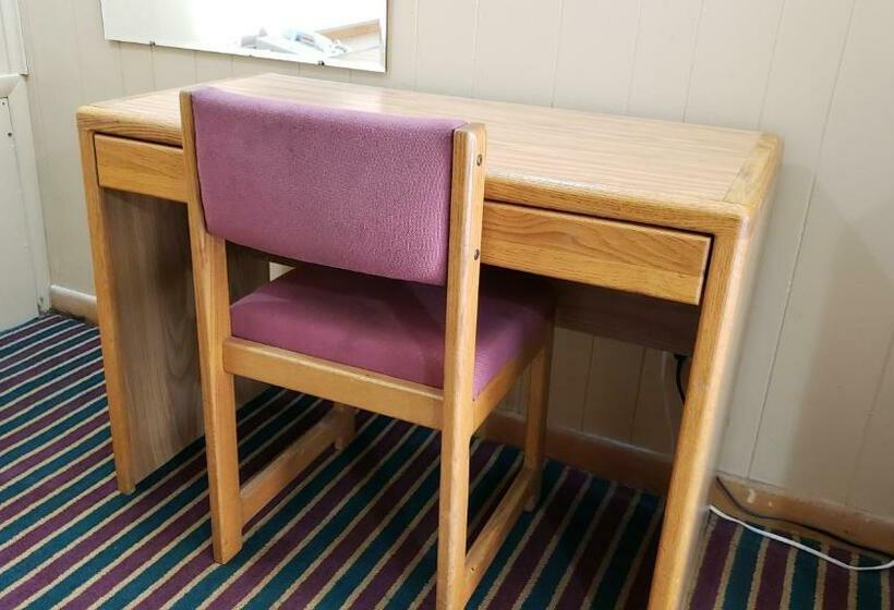 חדר סטנדרט, Grand Motel