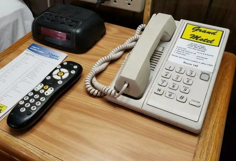 اتاق استاندارد, Grand Motel