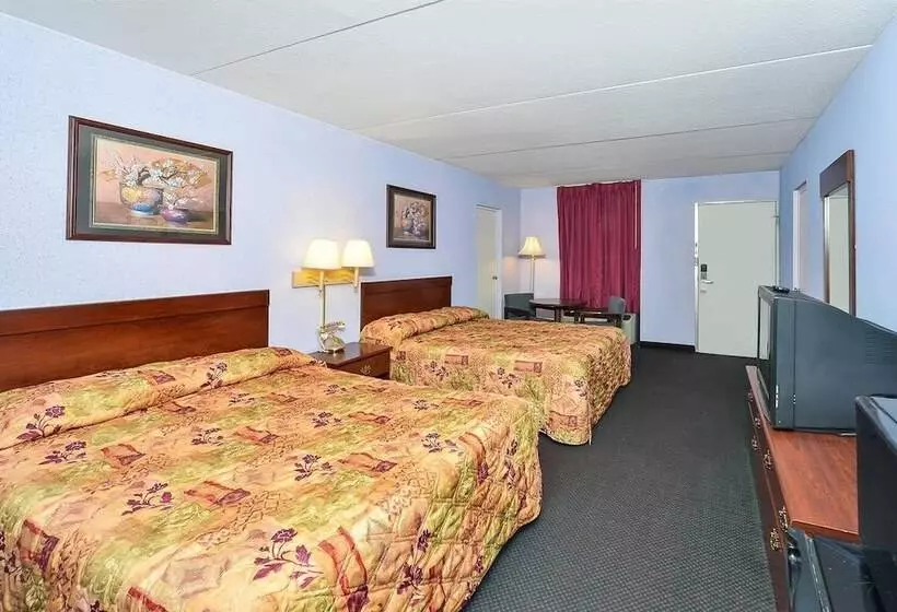 ２ダブルベッドのスタンダードルーム, Americas Best Value Inn & Suites Knoxville North