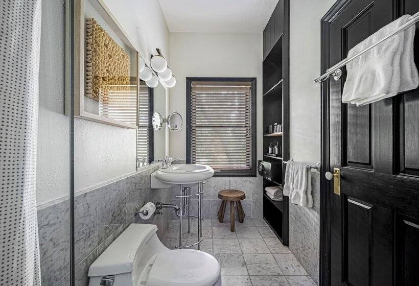 스위트, Gaige House