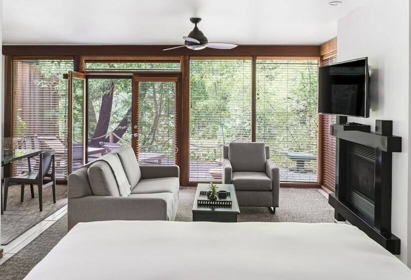 스위트, Gaige House