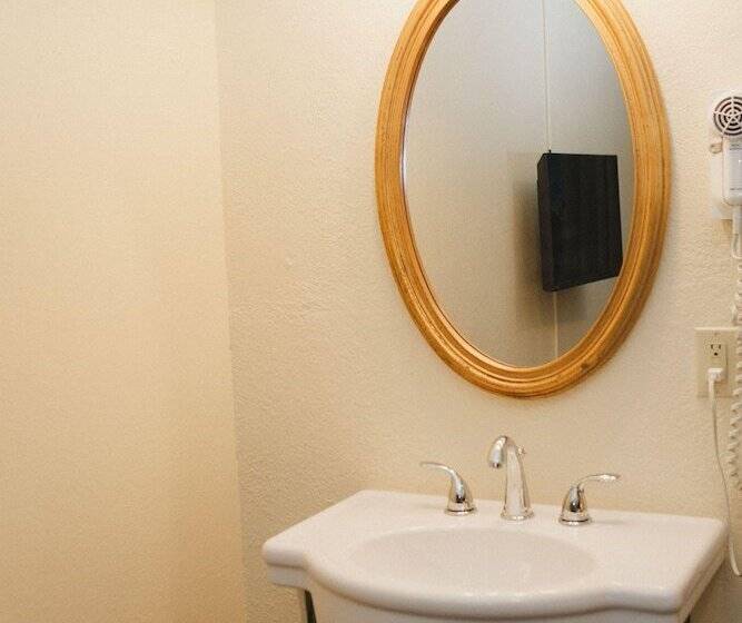 غرفة قياسية مطلّة علي البحر, Gilmore Hotel, Trademark Collection By Wyndham