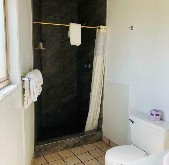 스탠다드 룸 킹사이즈 침대, Motel Garberville