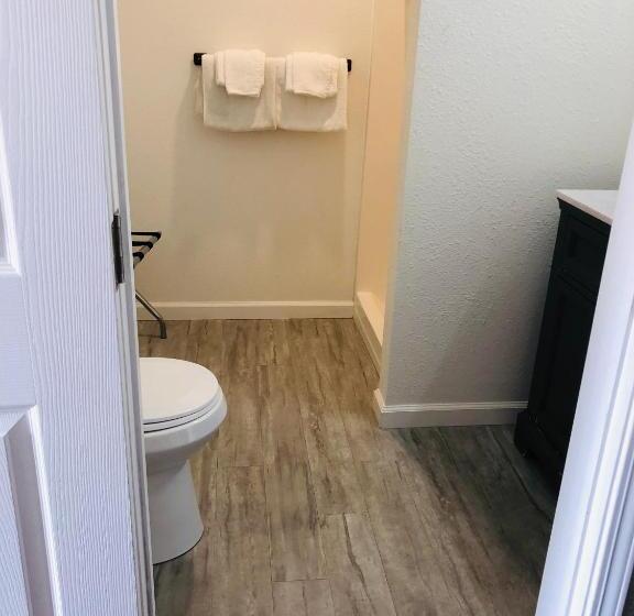 Номер Deluxe Кровать Кинг, Motel Garberville
