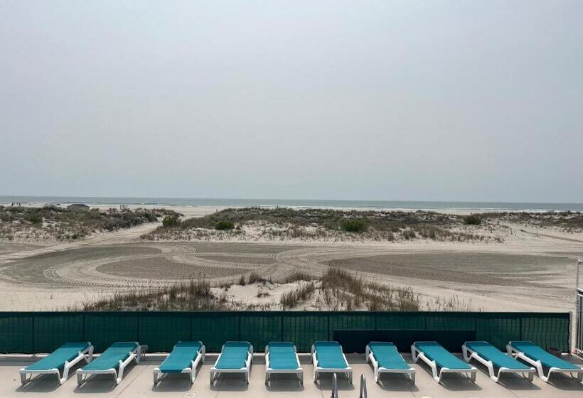 스위트 킹사이즈 침대, Granada Ocean Resort