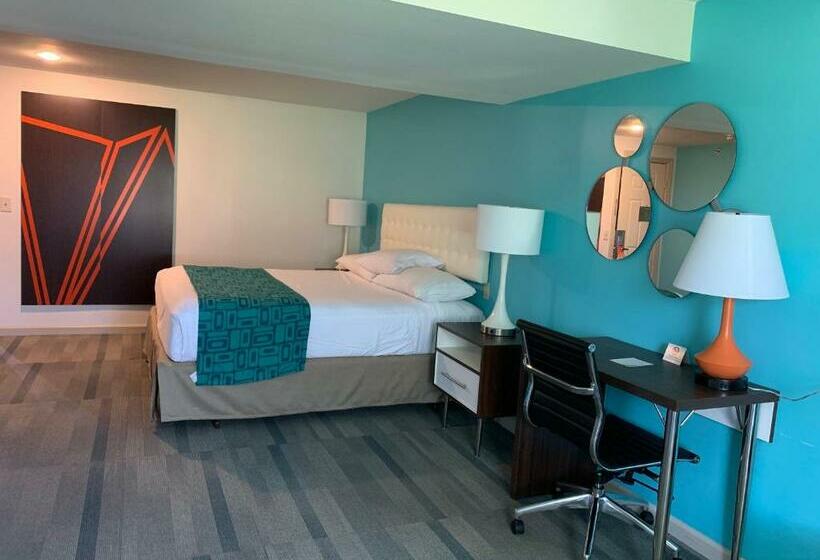 غرفة قياسية سرير كينج, Howard Johnson By Wyndham Williamstown