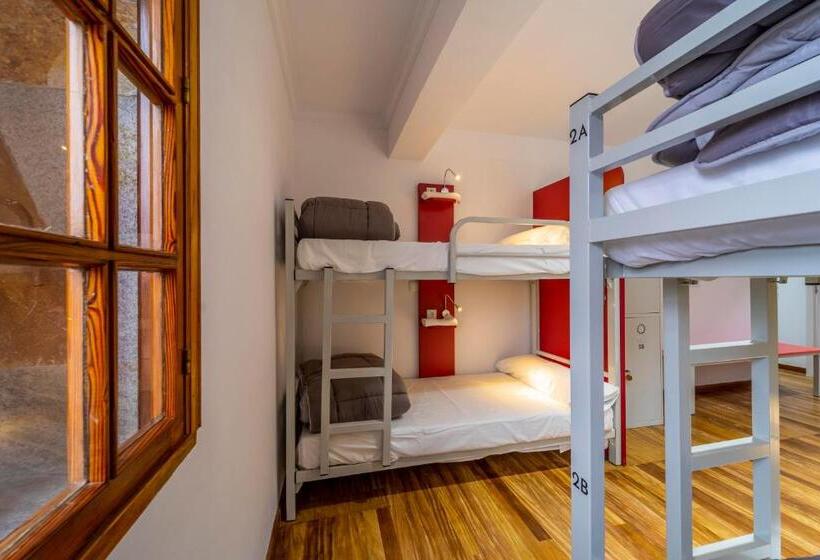 带阳台标准四人间, Albergue Mirador De Pedrouzo