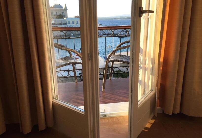 스탠다드 룸 바다 전망, Alexandris