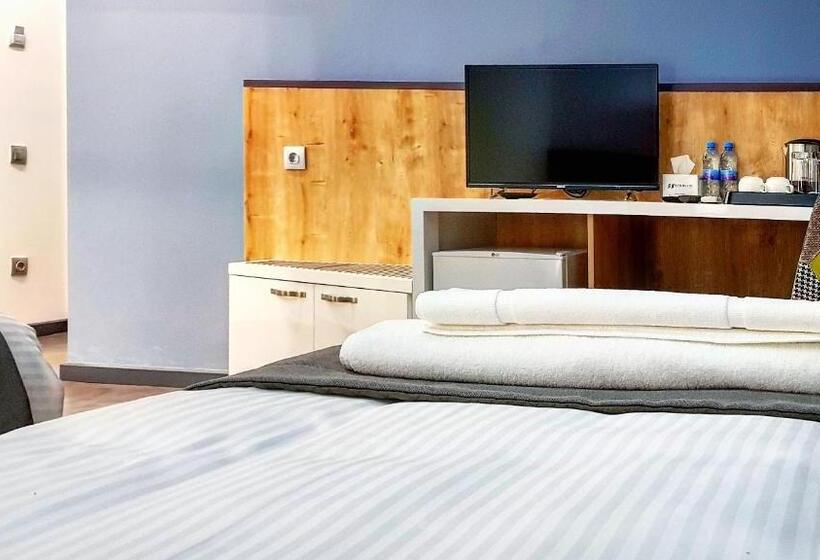 스탠다드 룸, Alpha