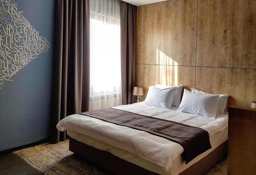 수피리어 룸, Alpha