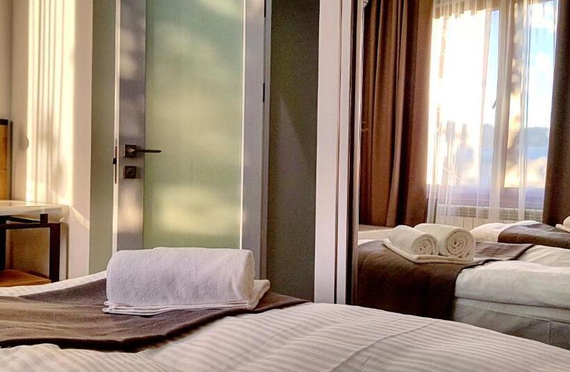 패밀리 스튜디오, Alpha