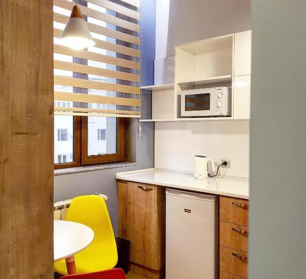 스탠다드 스튜디오, Alpha