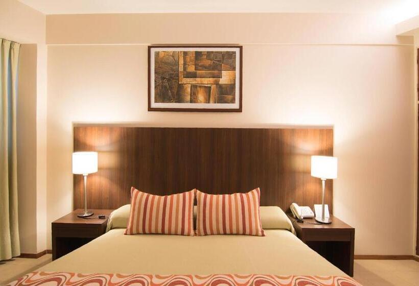 اتاق استاندارد چهار تخته, Intersur San Telmo