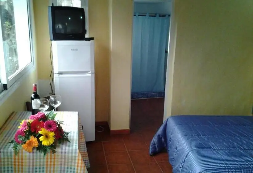Standard-studio Terassi, Casa Rural Merche