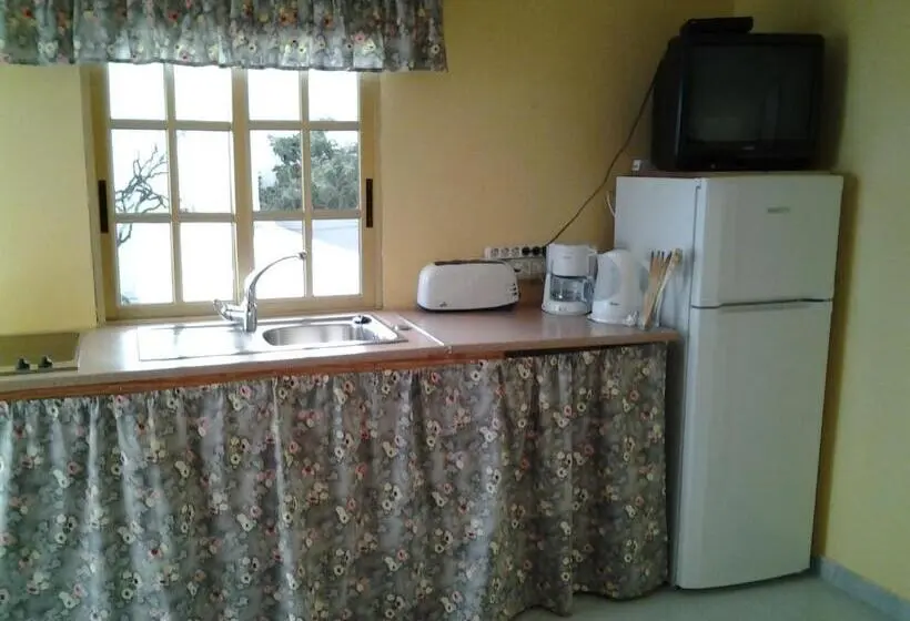 Standard-studio Parveke, Casa Rural Merche