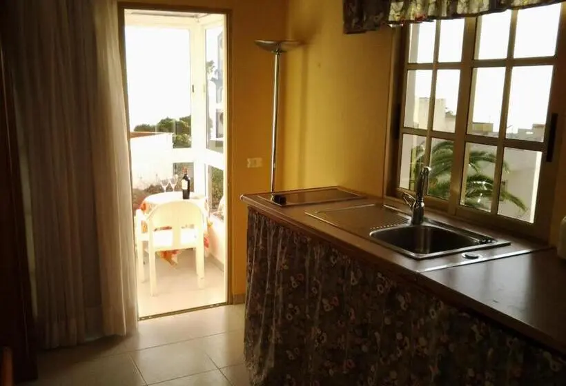 Standard-studio Parveke, Casa Rural Merche