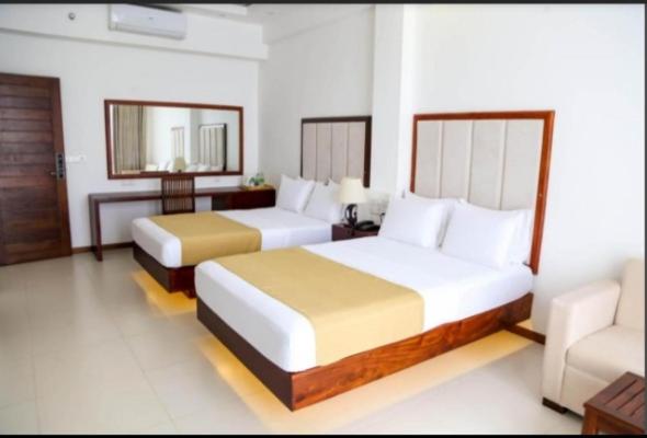 デラックスルーム, Apna Colombo