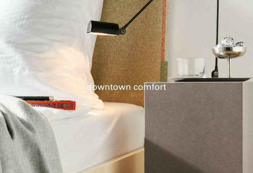 اتاق راحتی, Haus Im Tal