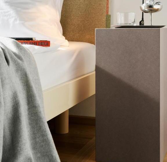 اتاق راحتی, Haus Im Tal