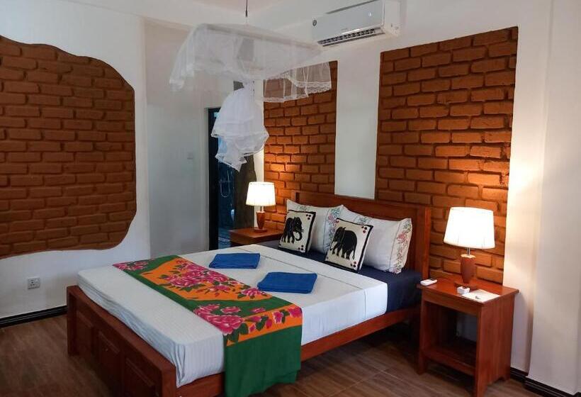 스탠다드 룸 풀장 전망, The Nature Park Villa