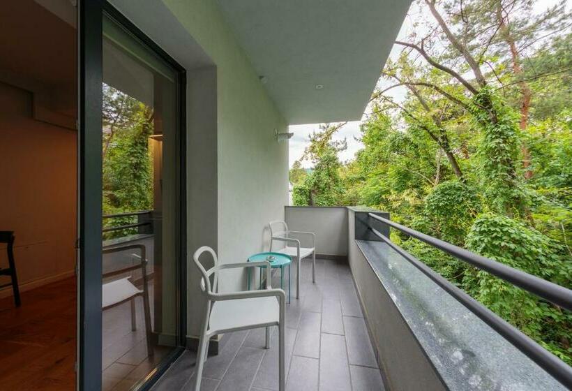 شقة كلاسيكية غرفة نوم واحدة, Atlas Apart