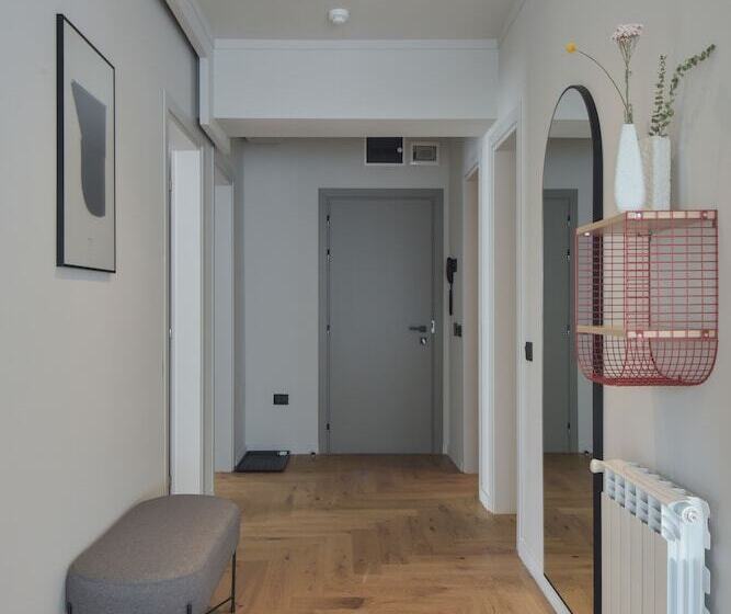 דירת דלוקס 2 חדרי שינה, Atlas Apart