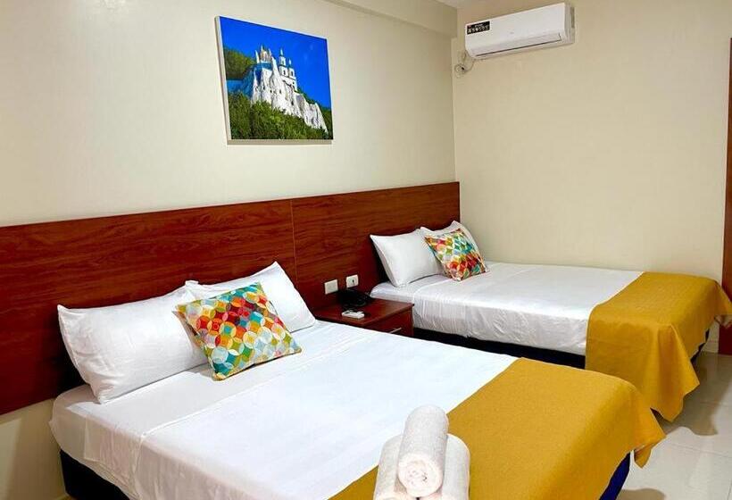اتاق لوکس چهار تخته, Hostal Quil