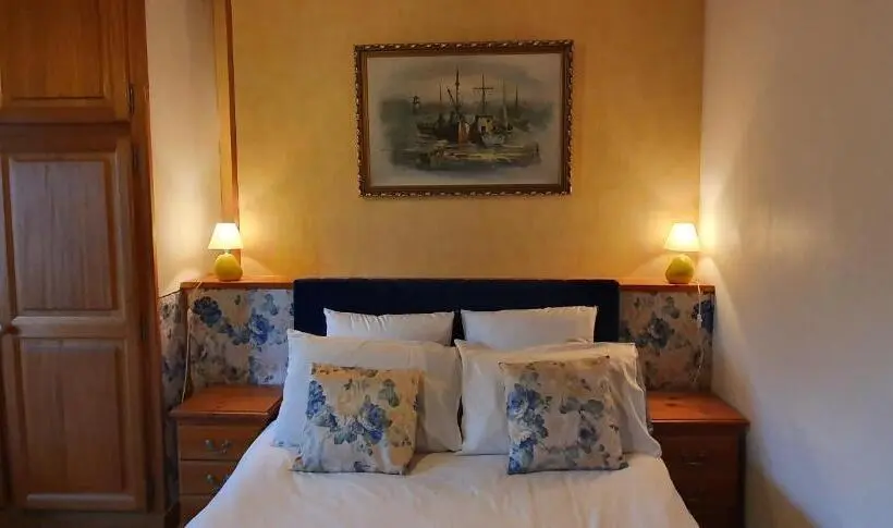 デラックスルーム, Le Relais De La Comté
