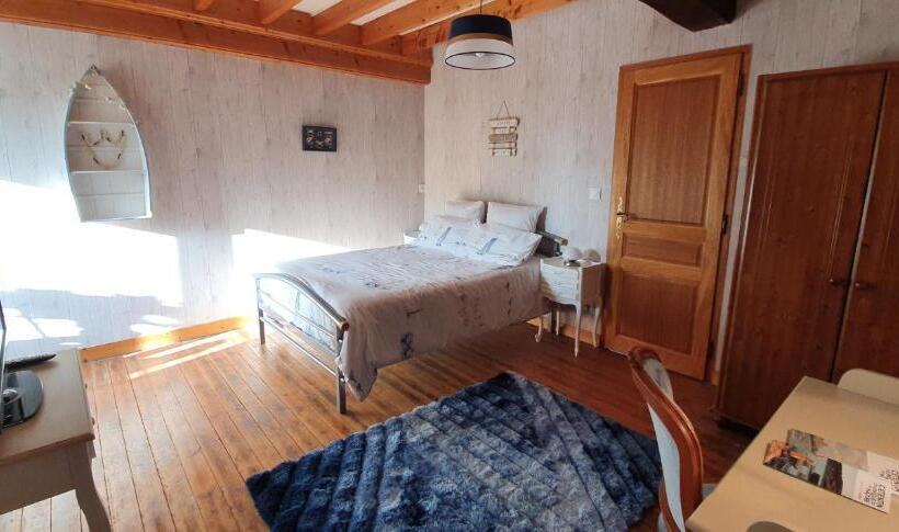 חדר דלוקס, Le Relais De La Comté