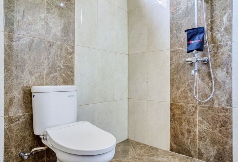 豪华房间, Reddoorz @ Jakal Atas Km 10