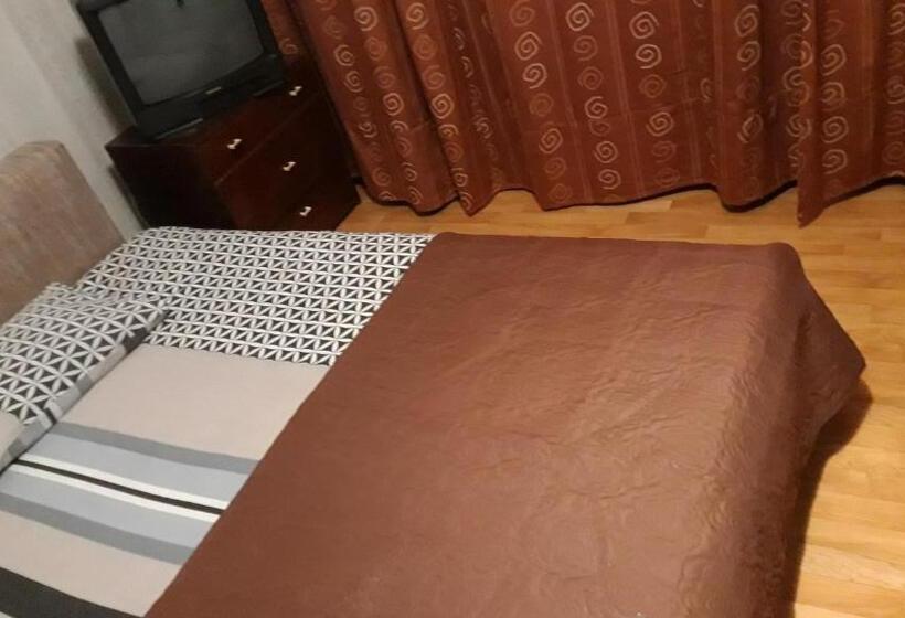 اتاق استاندارد یک نفره, Tore Külalistemaja