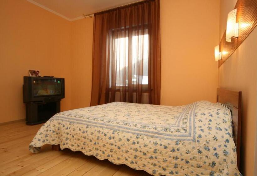 اتاق لوکس, гостьовий дім Tauer