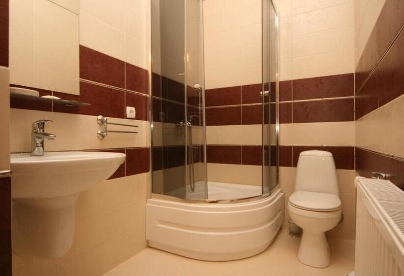 اتاق لوکس, гостьовий дім Tauer