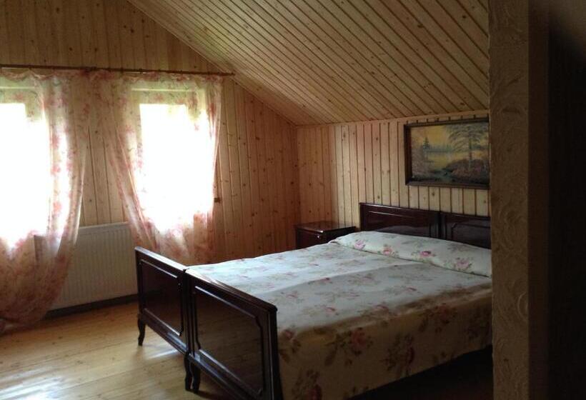 اتاق خانوادگی, гостьовий дім Tauer