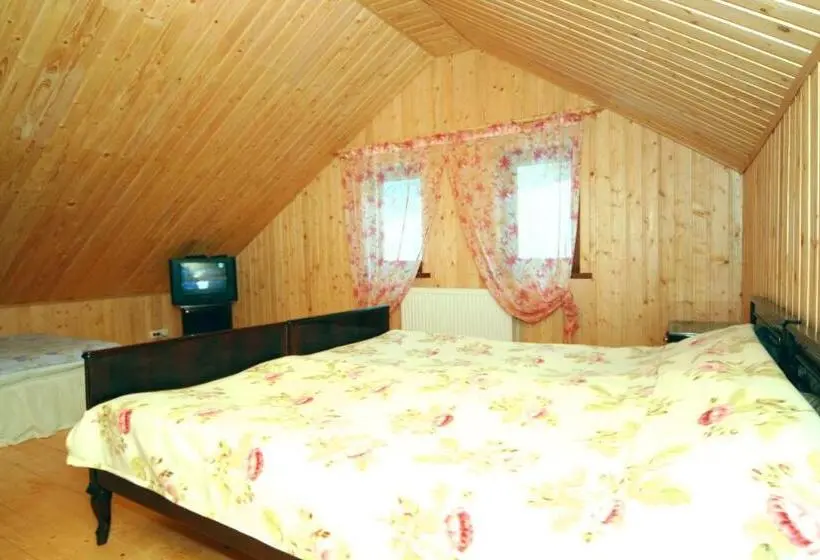 اتاق خانوادگی, гостьовий дім Tauer