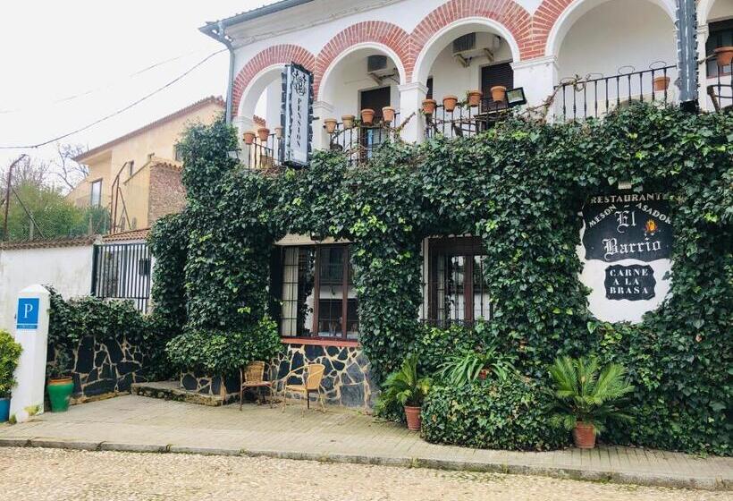 舒适三人间, Pensión El Barrio