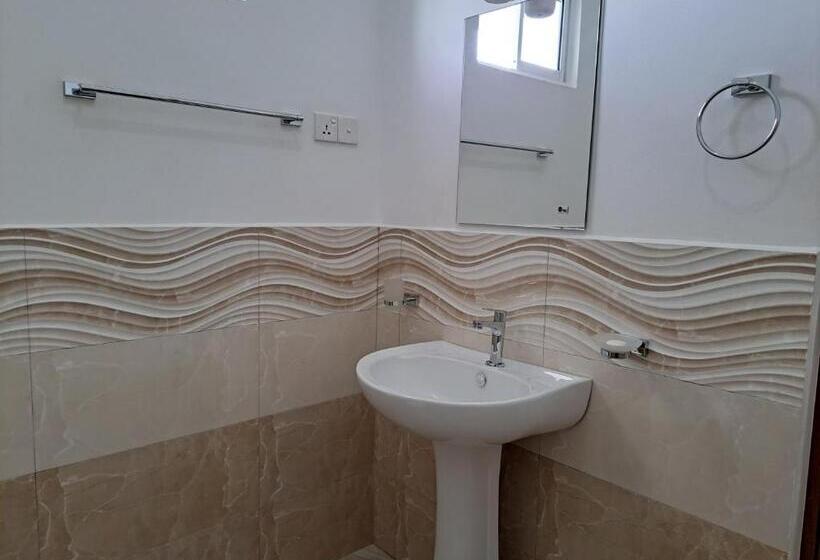 带阳台的豪华间, B & B Charm