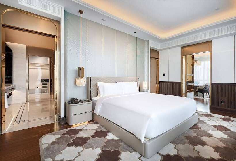 이그제큐티브 스위트 킹침대, Jin Bei Palace