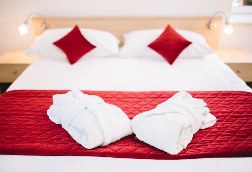 高级大房间, Restaurant La Croix D’or